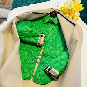 Never used, burberry jacked 100%original
